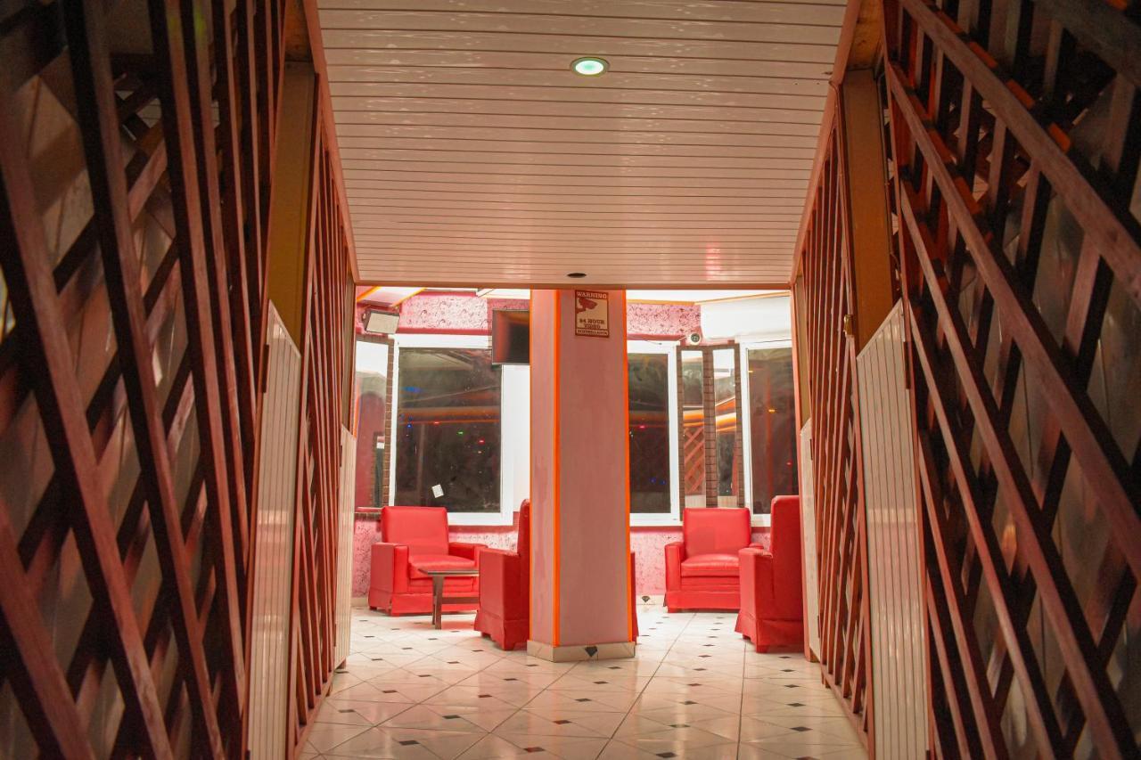 La Pepiniere Hotel Petionville Экстерьер фото