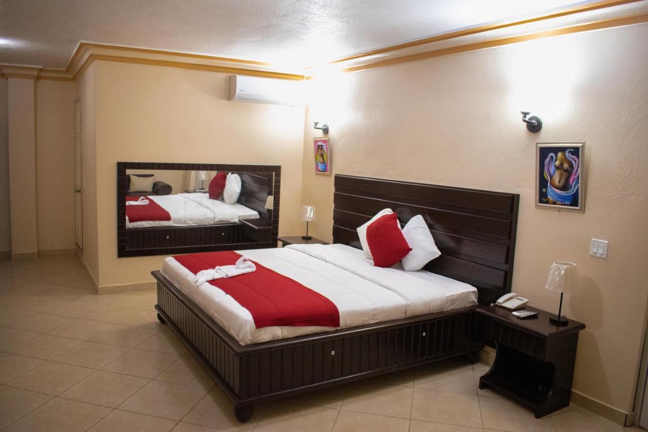 La Pepiniere Hotel Petionville Экстерьер фото